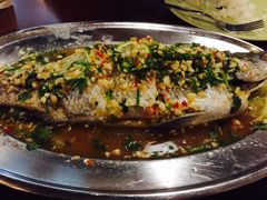 -Dang restaurant (patong phuket)