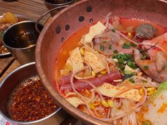 -成都你六姐·牛肉冒菜(上海环宇荟店)