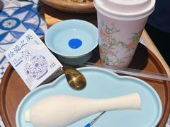 青花瓷勾勒蛋糕-图味美小黄鱼·景德菜(浙江路店)