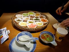 -包整·丝娃娃(一览甲秀楼风景店)