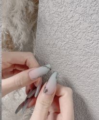 -初心纹眉洗眉·美睫专业店