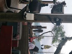 -城墙外BAR