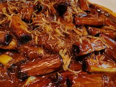 招牌葱烧深海鲽鱼头-香港财记(汇励99城市公园店)