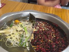 -储奇门鳝鱼火锅(总店)