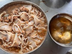 -正宗杨记普洱酸醋米线(总店)