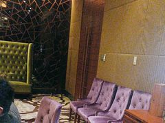 -粤尚腾香居中餐厅(首都机场希尔顿店)