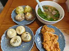 -鑫震源·苏式大虾生煎(山塘街店)