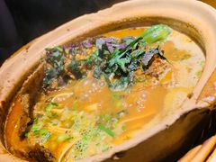 -吃饭皇帝大土家民族菜(正大广场店)