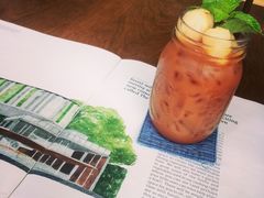 -ROAST coffee & eatery