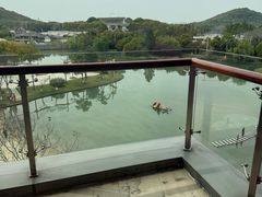 -上海佘山世茂艾美酒店