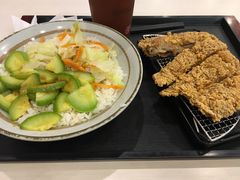 酥嫩鸡腿排饭-永和大王(杨高中路店)