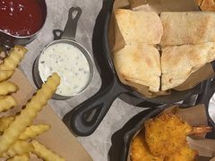 -必胜客(上海新南方商城PH店)