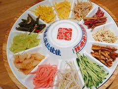 -怪噜范·老贵阳街头名小吃(汇金星力城店)