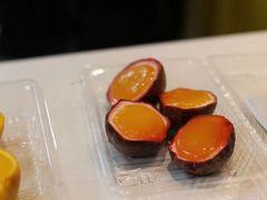 -志龙皇冠吃货椰子铺