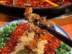 -周小明火锅(黑金冠社区店)