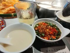 -尚尚仙·酸汤猪手·猪肚鸡火锅(华联万柳购物中心店)