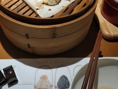 蟹粉小笼-南小馆(迪士尼小镇店)