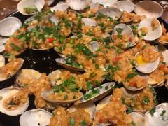 -何师烧烤·香辣蟹·川菜·30年老品牌(太古里旗舰店)