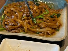 -潮界(LU·ONE凯德晶萃广场店)