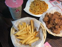 -酷公社·榴莲披萨(太原街店)