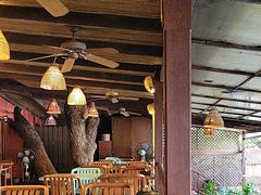 -卷心菜和避孕套餐厅(Pattaya)
