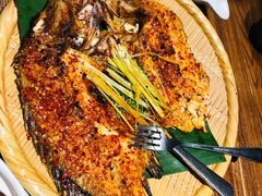 香茅草烤罗非鱼-云海肴·汽锅鸡·云南菜(美罗城店)