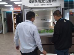 -苏宁易购(上海沪太路二店)