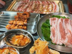 -围炉肉舍丹东海鲜烤肉·烤活鳗(步行街店)