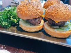 迷你牛汉堡-bluefrog蓝蛙(恒隆广场店)