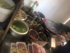 -何记酿皮店(西流湾店)