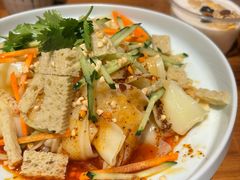 石河子凉皮-疆里疆外·和田烤肉·清真