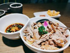 剔骨肉拌茄子-隆喜元鱼汤包·海鲜(中联广场店)