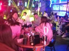 -UP嘻哈酒吧(粉巢店)