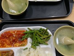 -上海先进东风标致雪铁龙4S店(青浦店)