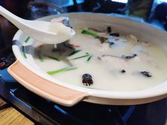 江团鱼炖汤-老阿爸鲜鱼土菜(昆山花桥店)