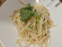 -关东小磨东北菜(上海长风大悦城店)