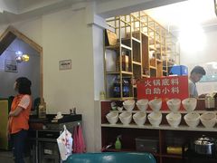 -张大师鸭爪爪特色干锅(南湖店)