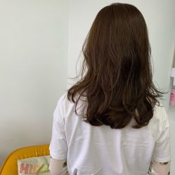 -比优缇发型工作室