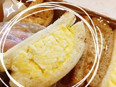 -星巴克(广州南站A18检票口楼上)