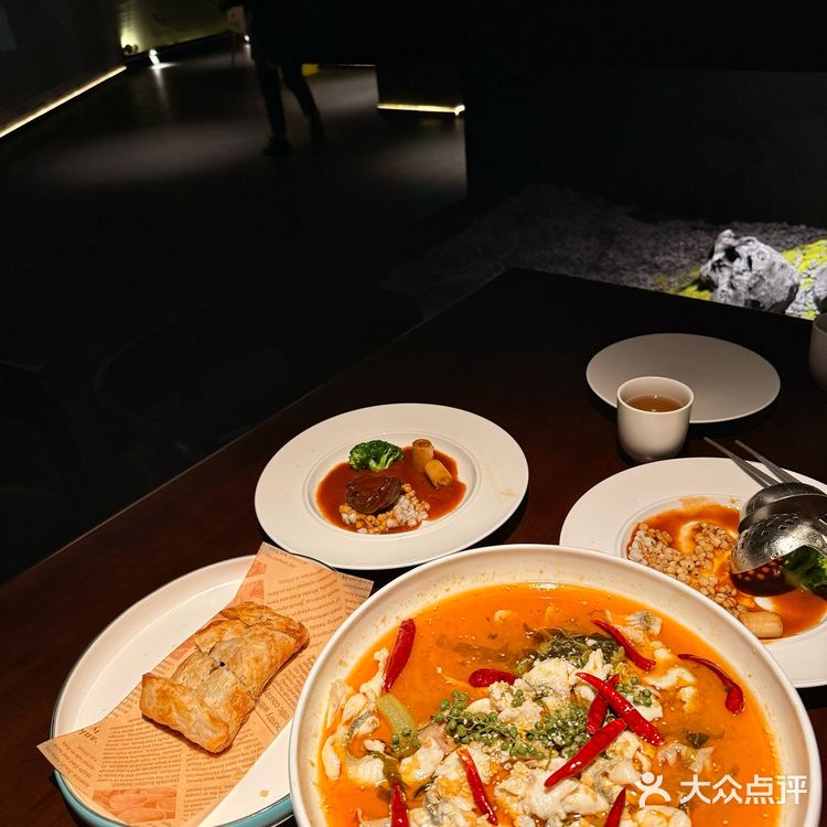 厦门｜中式暗调东方美学餐厅🌋