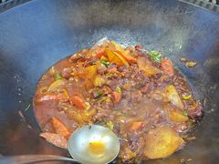 -雪乡人家东北菜·铁锅炖一切(高斯路店)