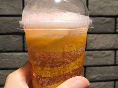 草莓麦旋酷-麦当劳(上藤店)