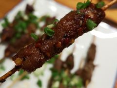 -野山舂·贵州现舂酸汤火锅(鸿通城店)