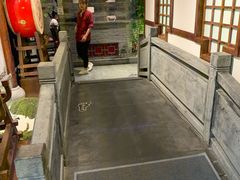 -川流不息·地道川菜·小龙虾(新松江路店)