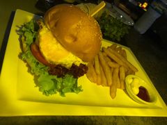 -BURGER BRO'S