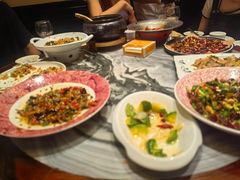 -蔼若春.传承三十年云南菜(金碧公园店)