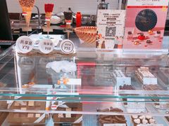 -VENCHI 闻绮(上海佛罗伦萨小镇店)