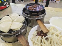 -王菊美食街·王菊面馆(总店)