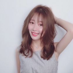 -卡尔诗·科技美肤连锁