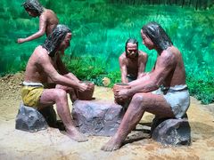 -迪庆藏族自治州博物馆